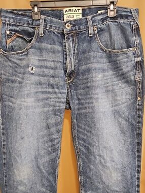 Ariat Men's Slim Straight Washed Blue Jeans